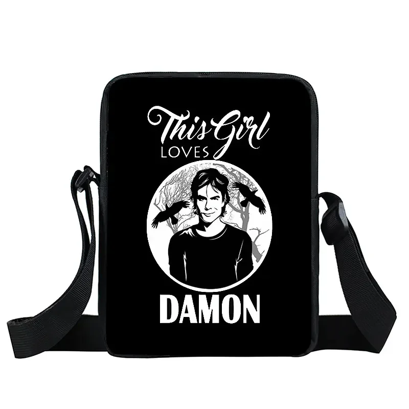 يوميات مصاص الدماء حقيبة كروسبودي TVD حقيبة كتف للسفر فريق ديمون حقائب يد نسائية ستيفان سلفاتوري حقيبة ساع هدية