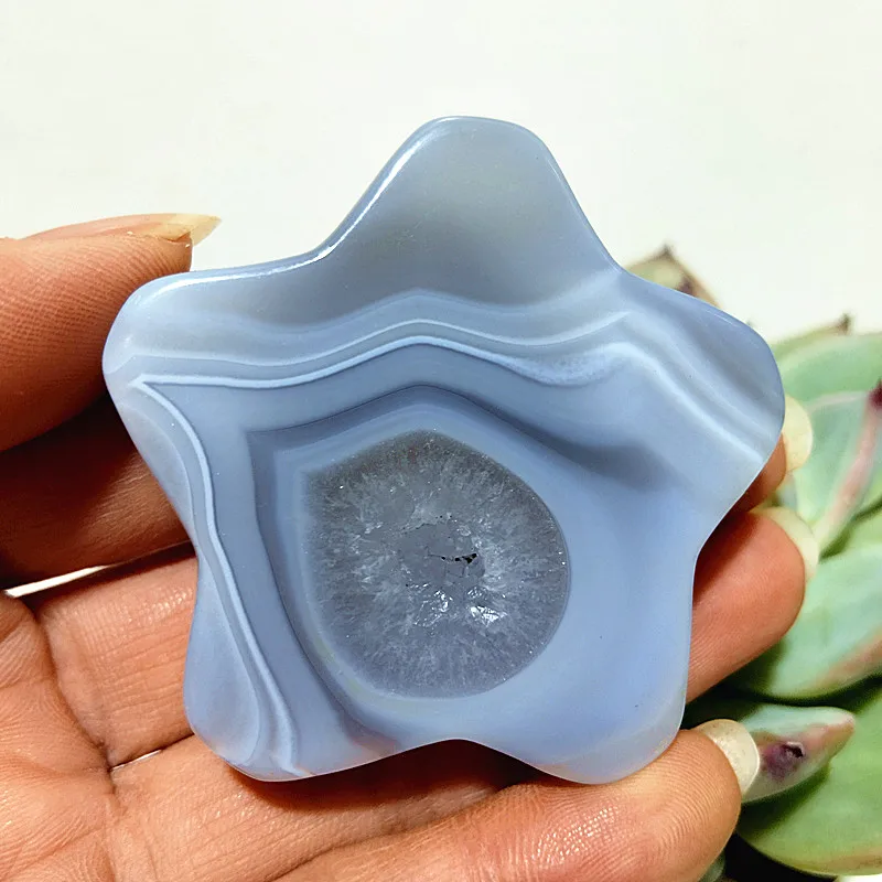 Natural Stone Beautiful quintu Lace Geode Agate Stone Meditation Witchcraft Spirit Energy Cure Feng Shui Crystal Room Decoration