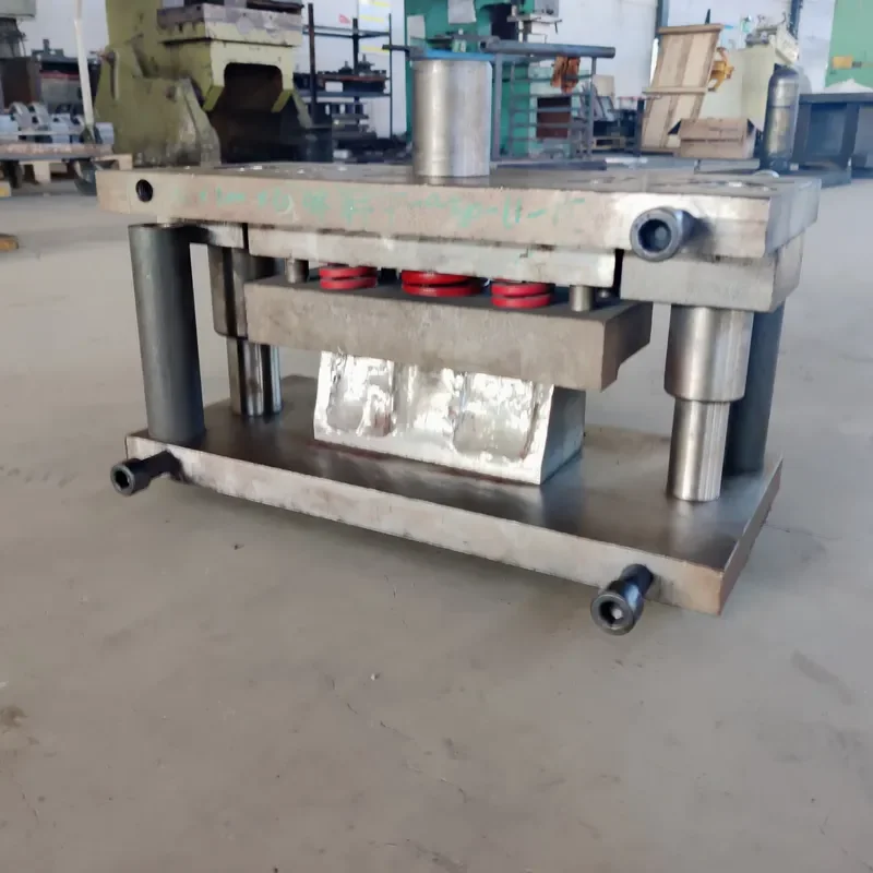 Metal Cutting Dies Stamp Molds Maker Die Stamping Mould Progressive Press Punching Die Deeping Mould Tool