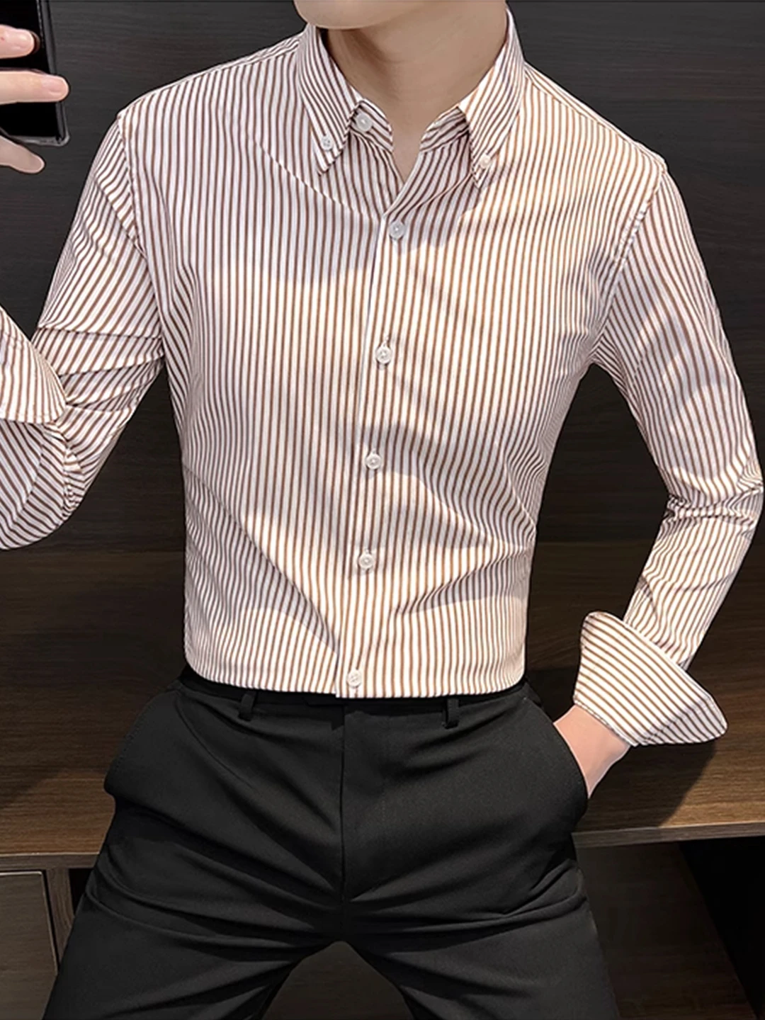 

Мужская рубашка премиум-класса с длинным рукавом, приталенная, повседневная, деловая, с вертикальными полосками, весна-осень, новинка, модная, на пуговицах