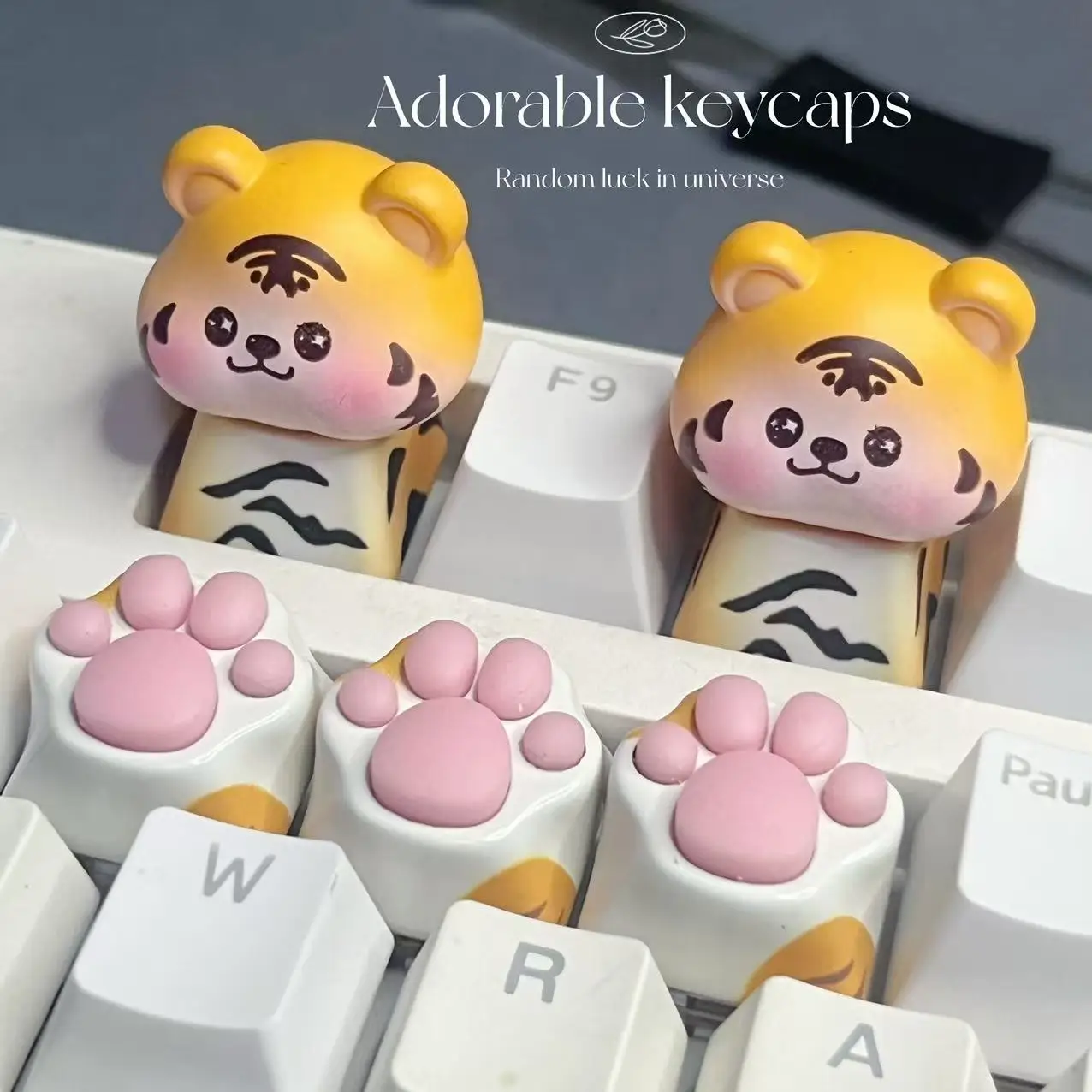 

Lucky Little Fat Tiger Keycaps Handmade Customization Tiger Cross Axis Game Mechanical Keyboard Cartoon Gift Couple Keycaps