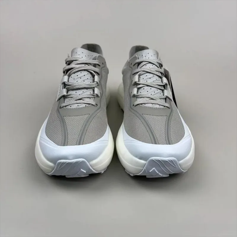 

Luxury Brand Trail Running Shoes Men Black Gray Outdoor Sports Shoe Man Top Quality Training Shoes For Mens Brand Walking Shoe