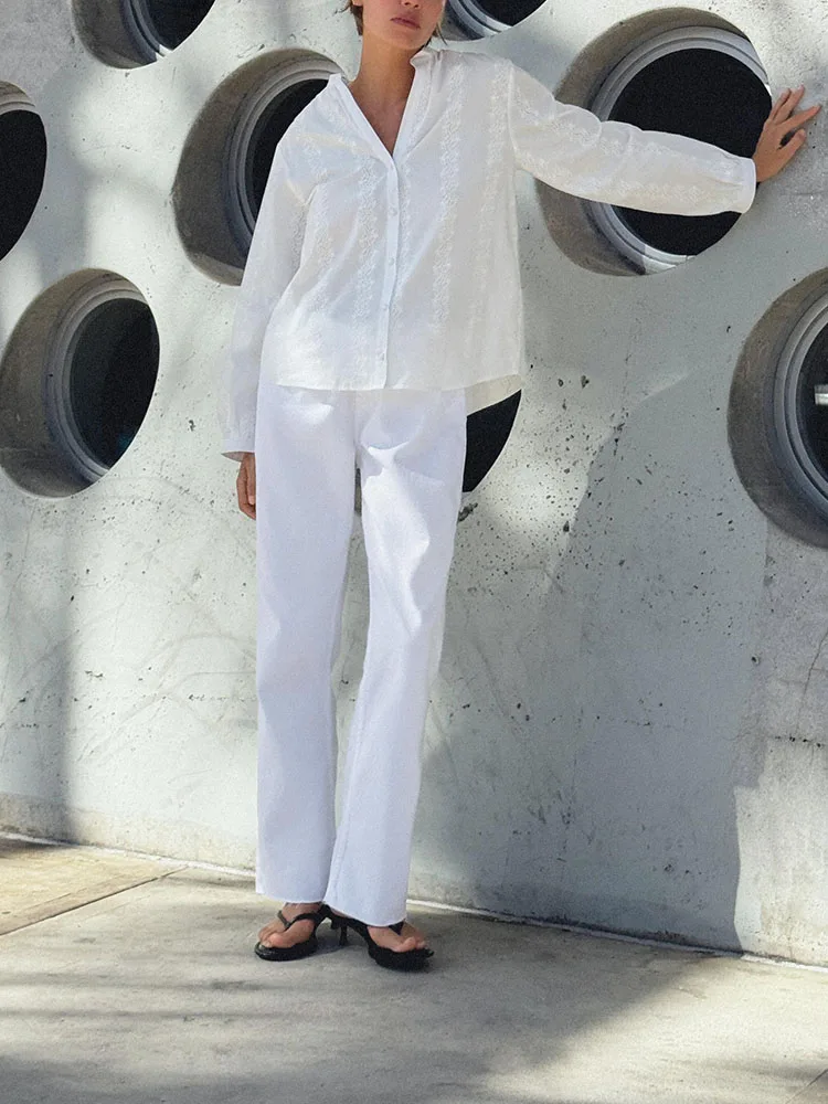 

Spring New Arrival Women's Faionable Simple Long Sve Collared Embroidered Hollow out irt Versatile Commute Sle Pure ...