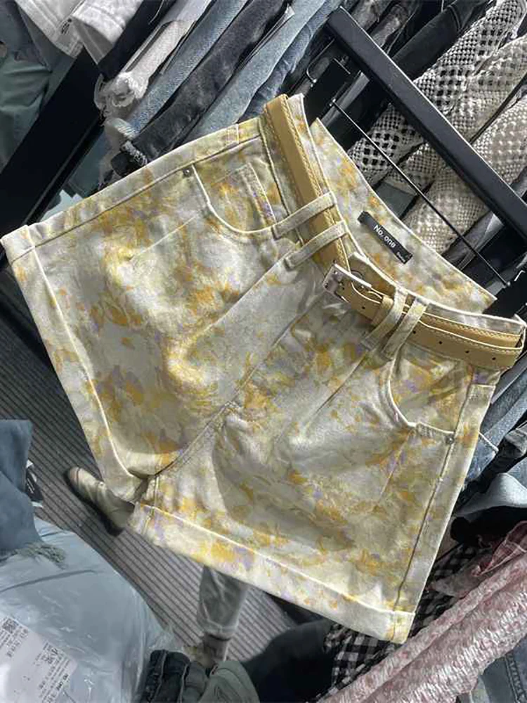 Vintage Print Yellow Denim Shorts Women Summer New High Waist A-line Hot Girls Style Hot Pants Fashion Niche Curled Shorts