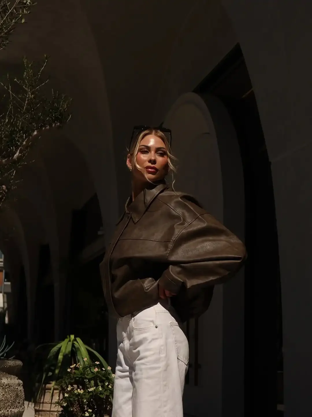 Fashion Women Leather Short Jacket Chic Lapel Zipper Pocket Loose Outerwear 2025 Casual New Lady Autumn Daily High Street Jacket