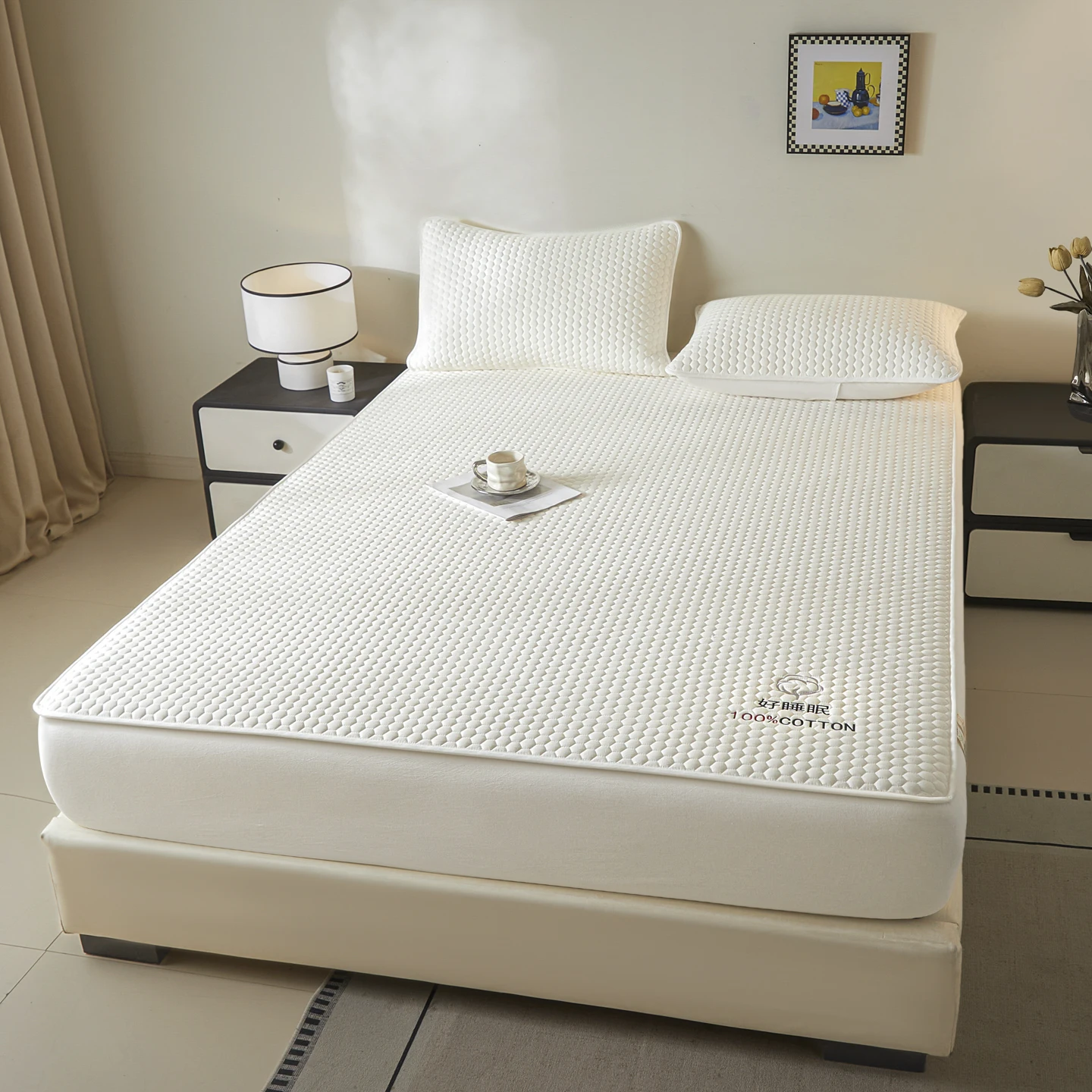 Cotton Bed Cover Suitable for All Four Seasons Cotton-filled Bed Cover Mattress Cover Protector Anti-slip Thick Fitted Sheet