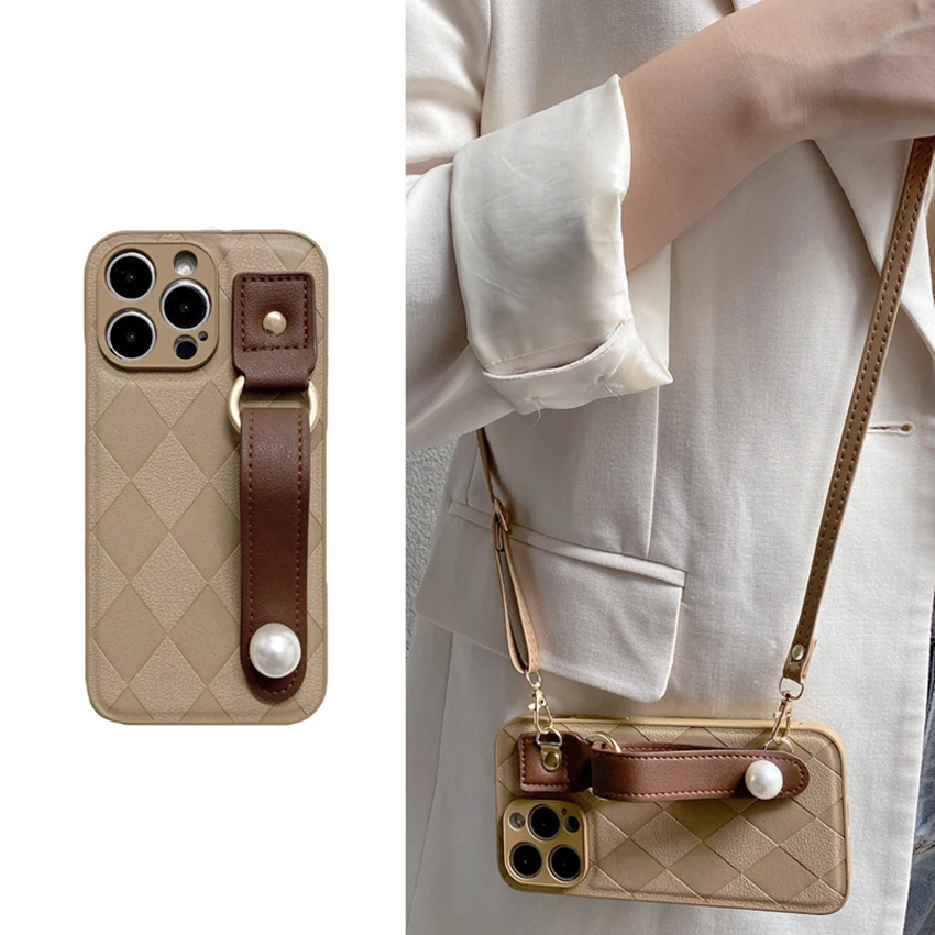 

Leather Phone Case For Iphone 16 15 14 13 Pro 12 11 Max Plus 16Pro Wrist Strap Bracket Phone Case Crossbody Lanyard 15Pro Cover