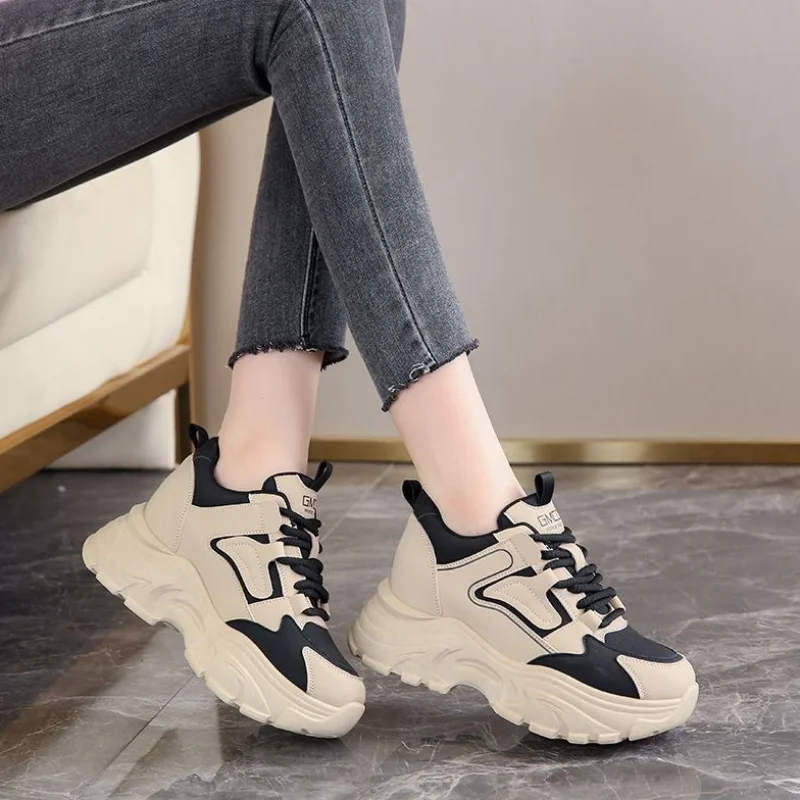 Women Platform Sneakers New Fashion Designer Fashion Outdoor Flats Causal Lace Up Women Lace-up Running Shoes Zapatillas Mujer