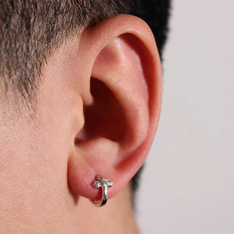 

[Cciris.Com] S925 Silver 18K Gold Plated Cross Ear Cuff Vintage Minimalist Hypoallergenic Wholesale Dainty Jewelry for Women