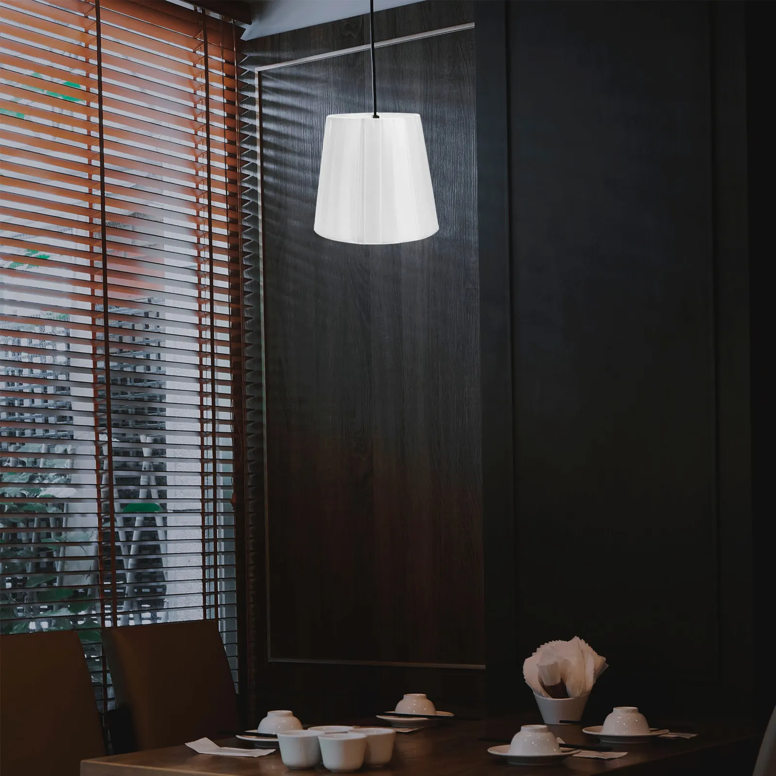 1Pcs Cloth Craft Lampshade Decorative Table Lamp Shade Elegant Style Lamp Cover Adornment Home Indoor Light Shade Warm