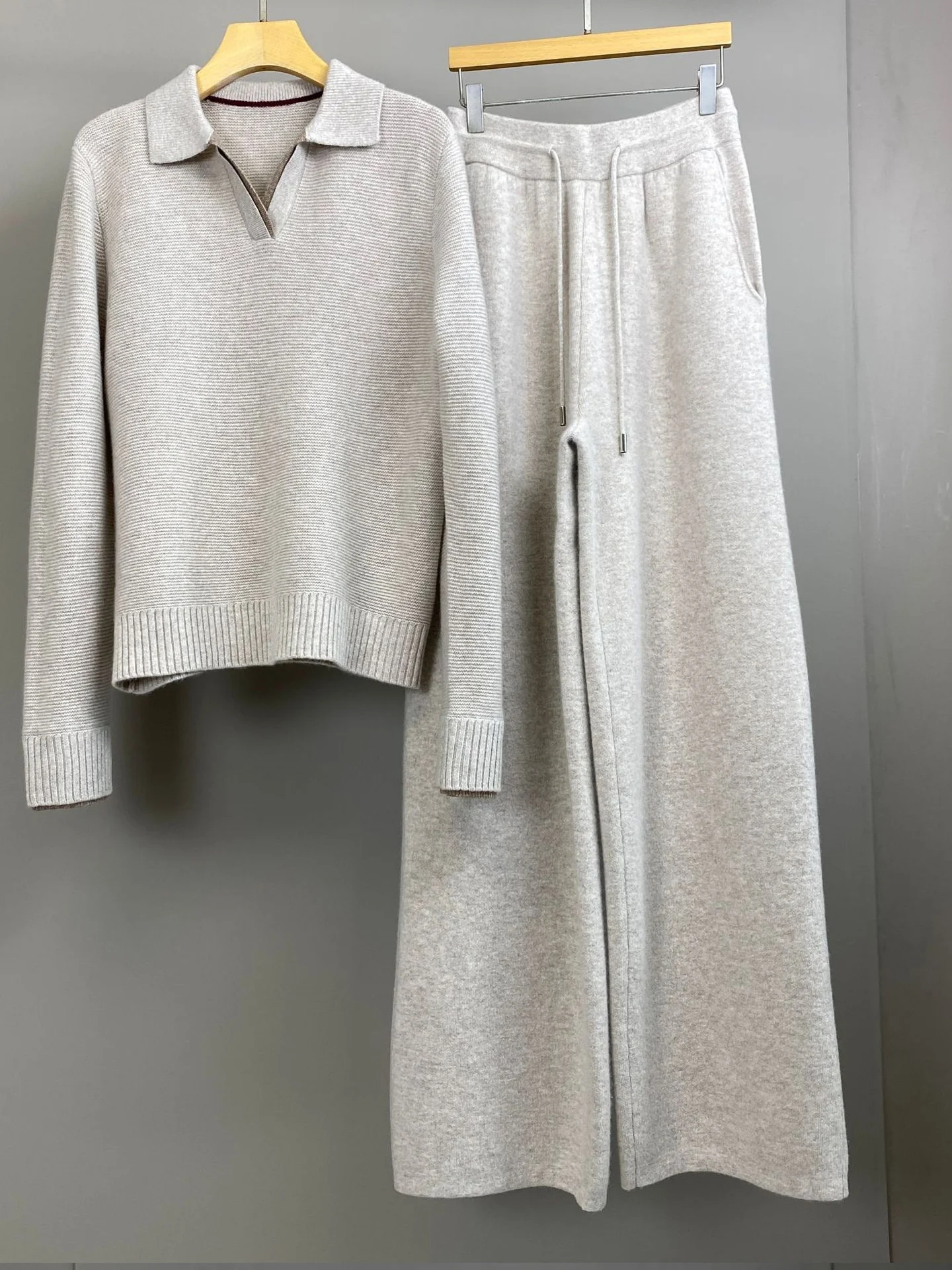 

Осень-зима 2022, новый кашемировый свитер контрастного цвета с лацканами, модный универсальный повседневный прямой брючный костюм для женщин