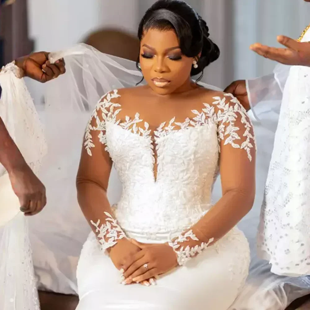 فساتين زفاف أنيقة بحورية البحر بدون حمالات مخصصة ثنيات من الشيفون فستان سويب تراين مقاس كبير