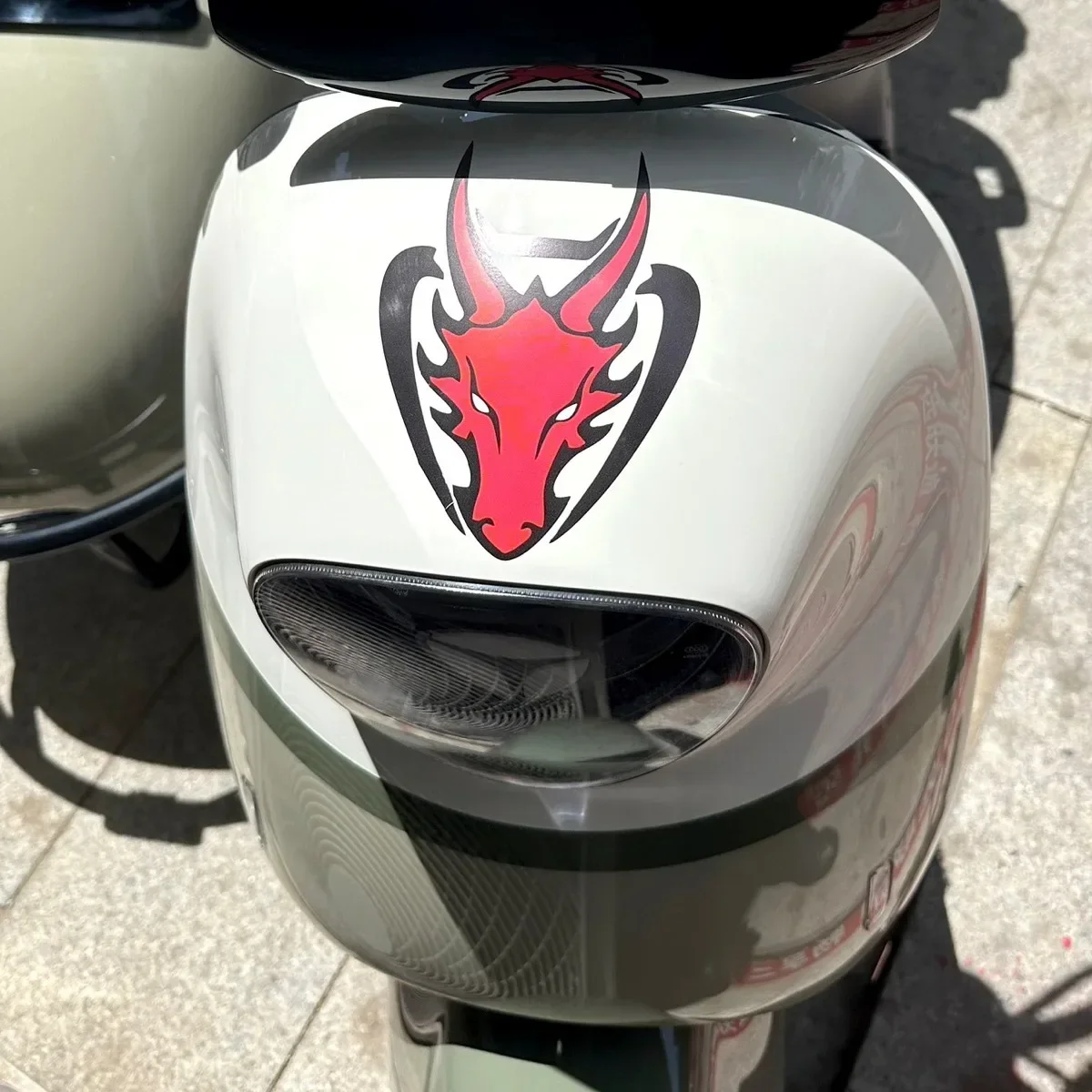 JDM Red Dragon Head Reflective Motorcycle Fuel Tank Windshield  Car Decoration Stickers for Window Door Auto Body helmet Decals view 5