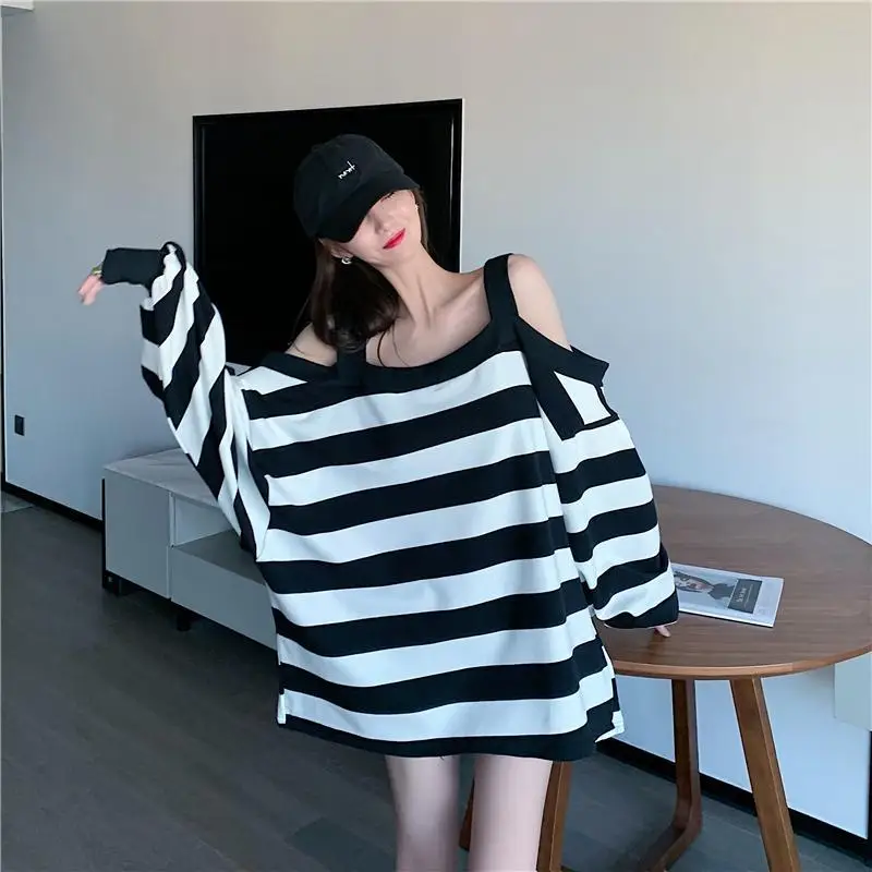 2023 Spring and Autumn Fashion Stripe Strap Off Shoulder Pure Casual Loose Oversize Long Sleeve Large Edition Versatile T-shirt