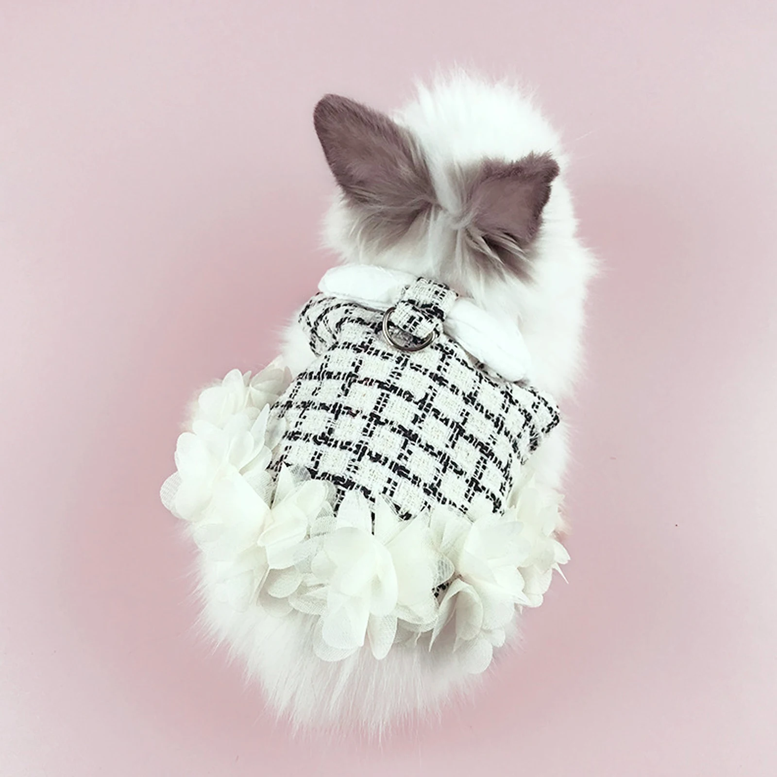

1Set Pet Bunny Leash and Harness Outfit Stylish Rabbit Dress Clothes for Holiday Party Wear Breathable Cotton Material Cute
