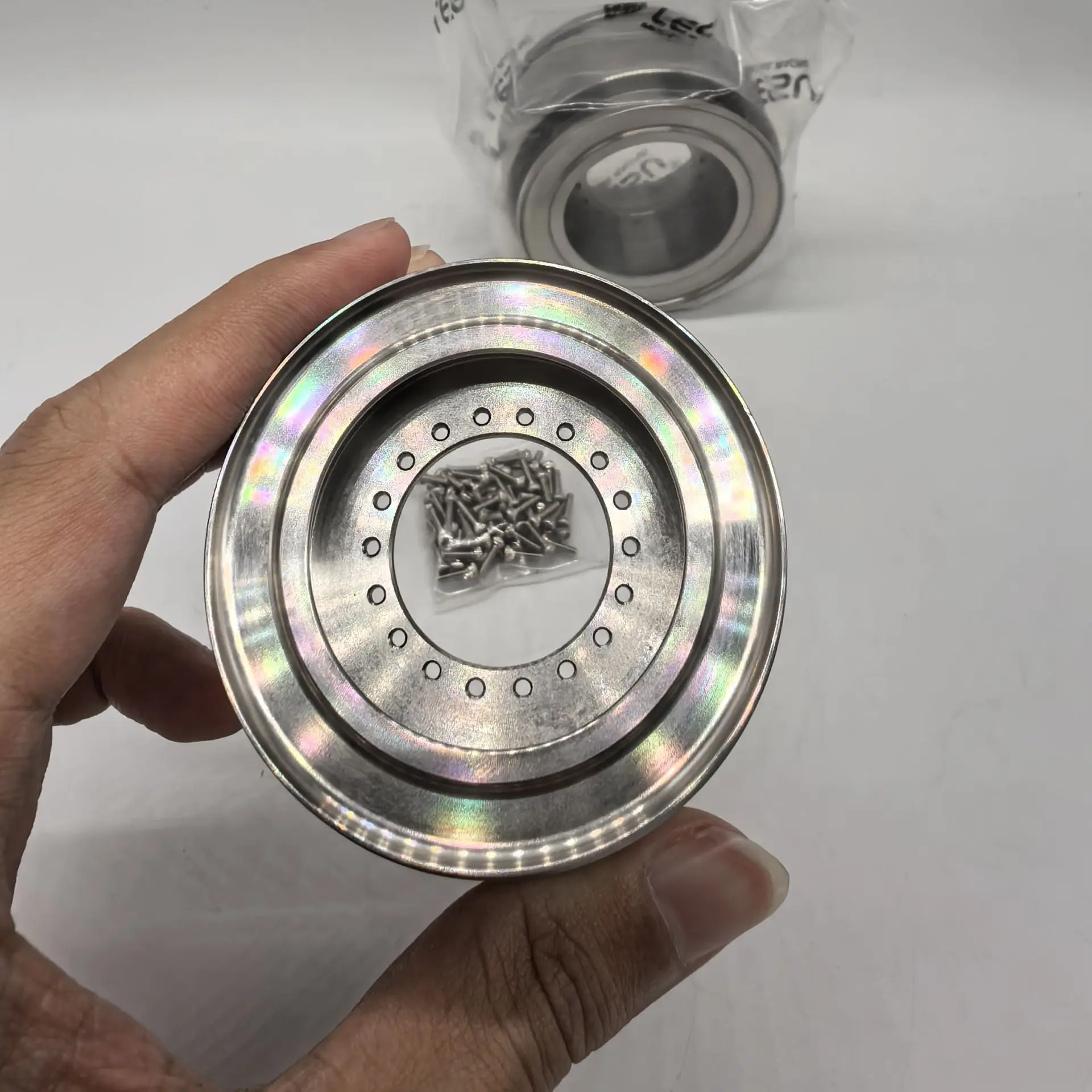 

1/16 погрузчик, инженерная машина RD-2003, металлическая ступица колеса из нержавеющей стали, редукционная ось на конце колеса, детали модели автомобиля «сделай сам»