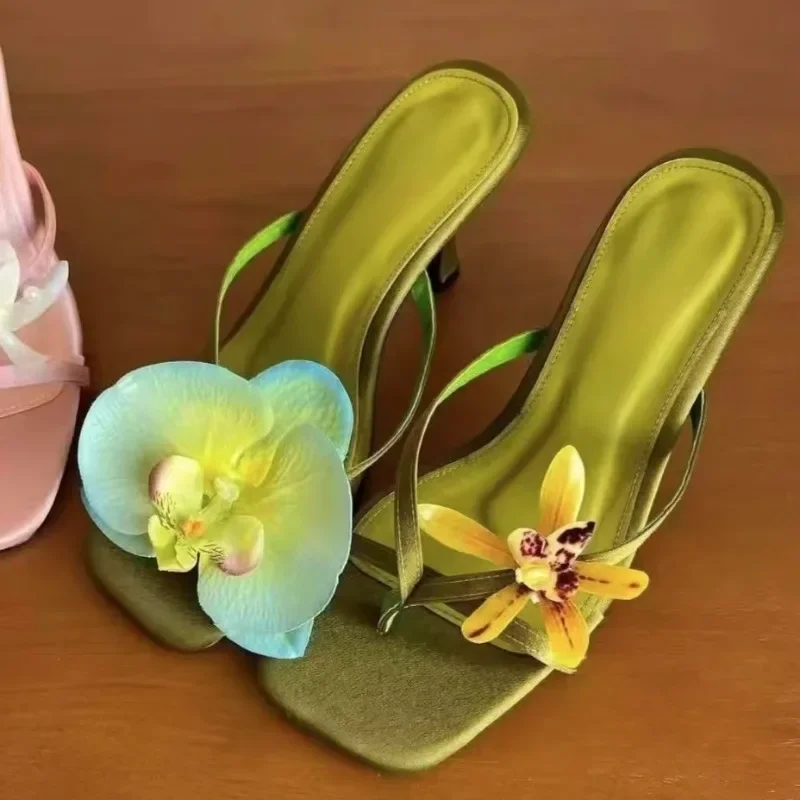 أحذية عالية الجودة للسيدات 2025 تصميم جديد أنيق على شكل زهور شباشب نسائية ملابس خارجية عصرية غير رسمية شرائح عالية الكعب للسيدات #3