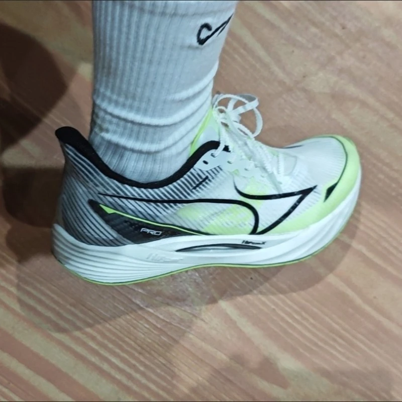 Classic Brand Mens Running Shoes Carbon Plate Walking Sneakers Man Light Weight Outdoor Sports Shoe Top Quality Running Sneakers