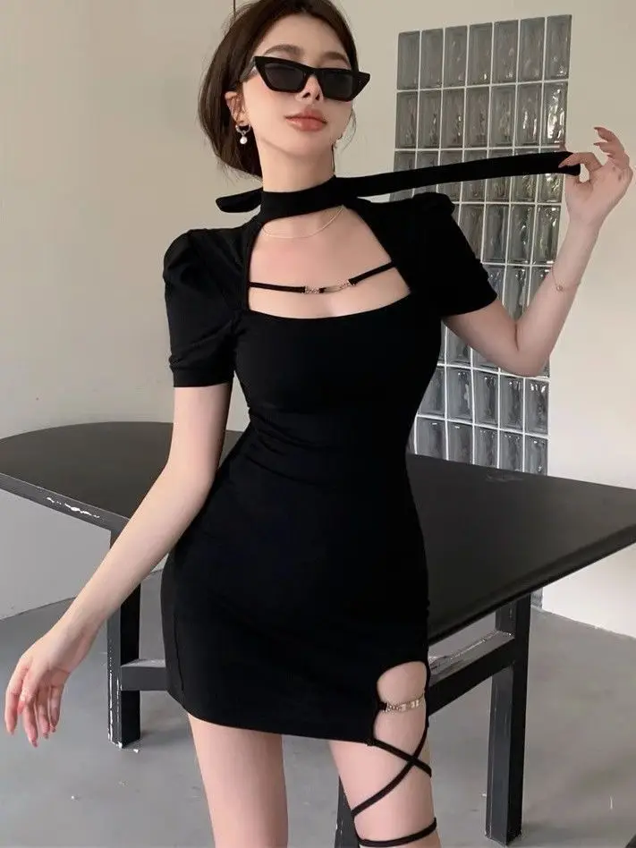 ชุดเดรสแขนสั้นสำหรับผู้หญิงสำหรับงานแต่งงาน ฤดูใบไม้ผลิ ผ้าซาติน คอวี แต่งขอบด้วยผ้าซับใน จับจีบระบาย ปักลายละเอียด อีลิแกนท์ ยุค Y2K