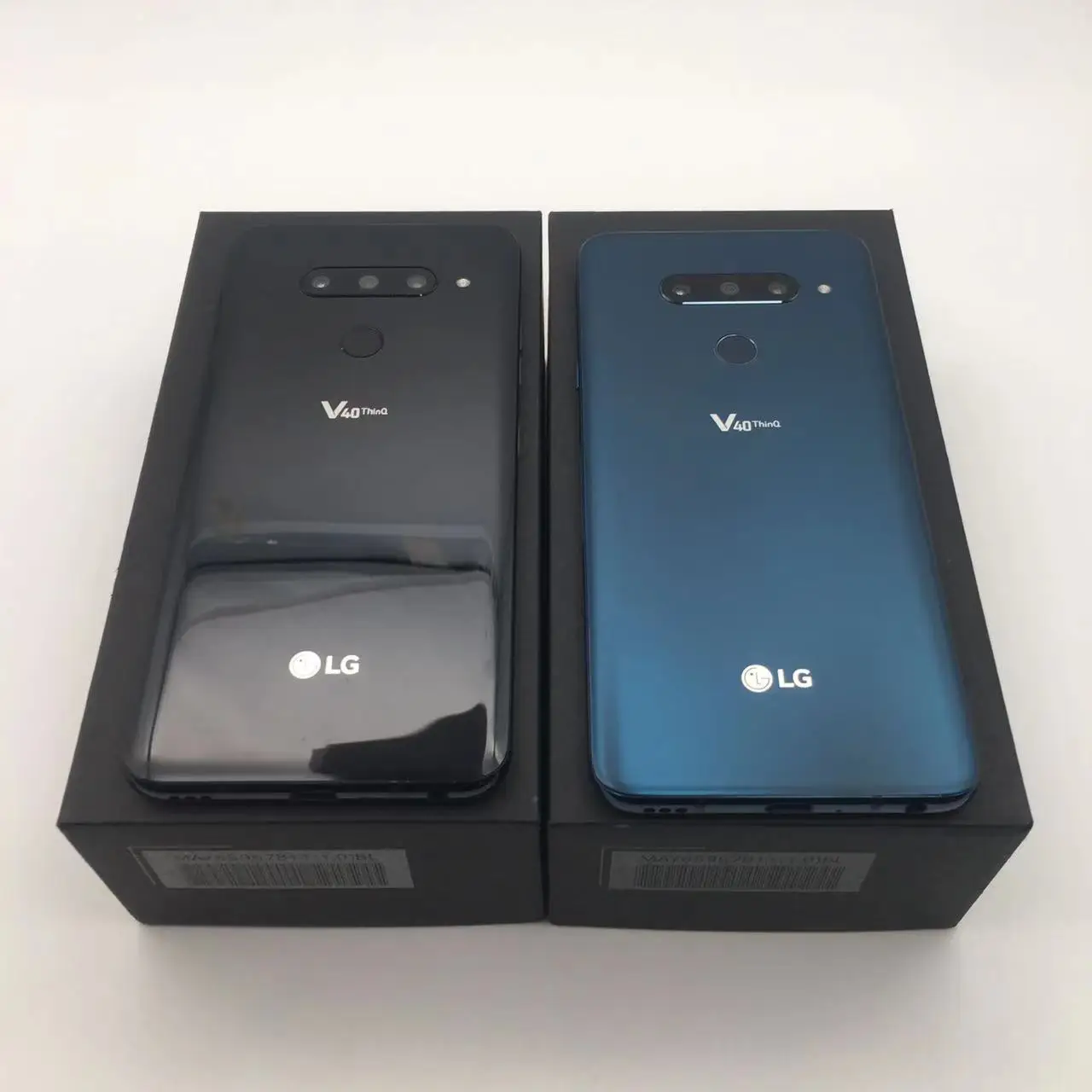 الأصلي مقفلة LG V40 ThinQ بلوتوث 6.4 "مكبر الصوت 3300mAh شحن سريع الهاتف المحمول في حالة جيدة