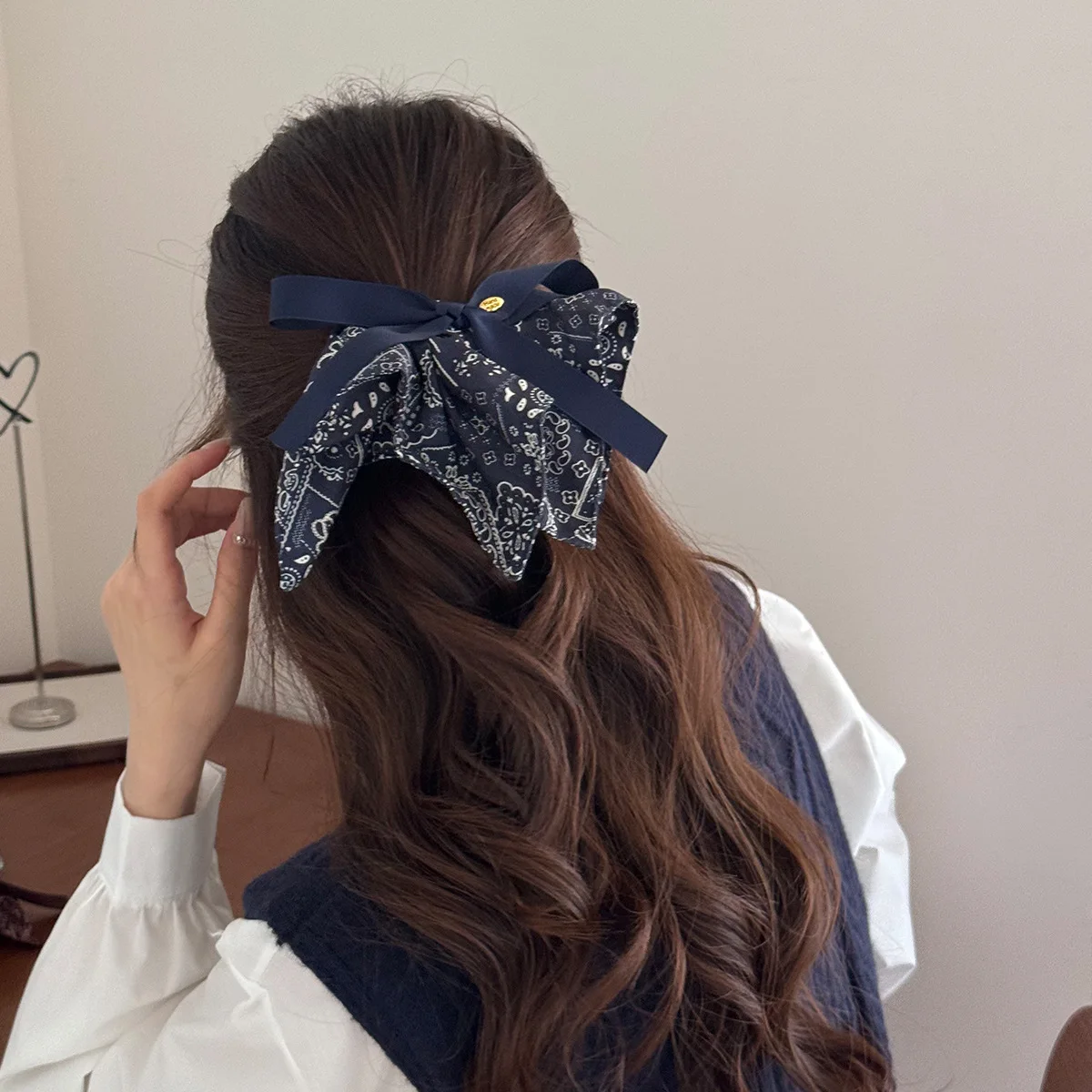 Pinza para el pelo con lazo floral Retro para mujer y niña, accesorios grandes y populares, moda líder, diseñador kpop para adultos, 2025