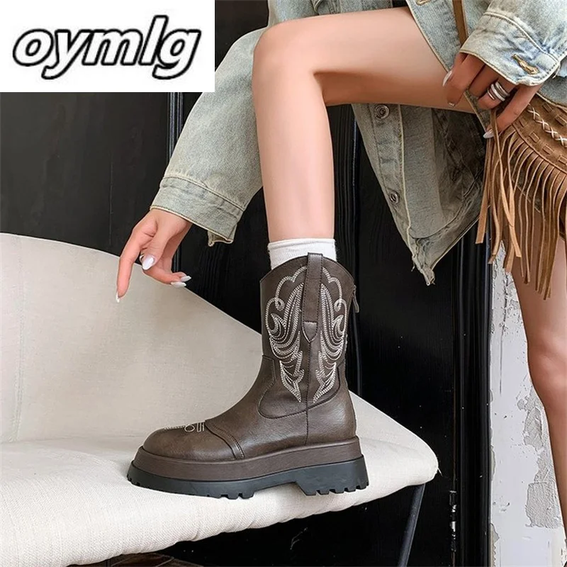 

2024 New Retro Fashionable Cowboy Soft Bottom Chelsea Medium Boots