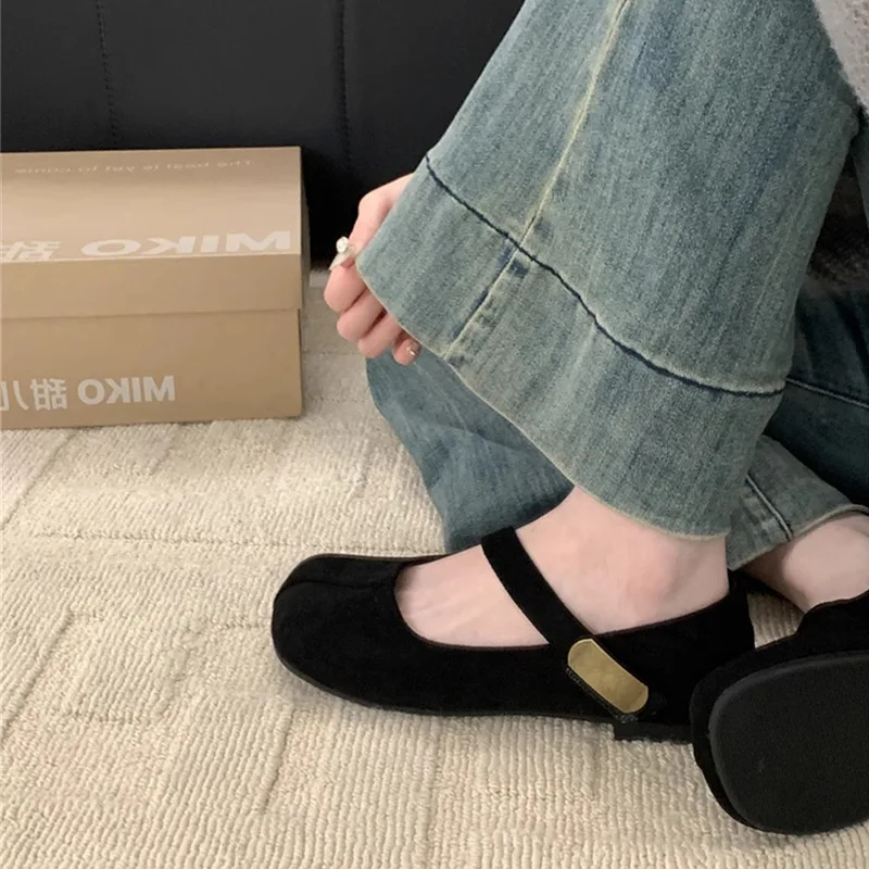 Scarpe Mary Jane in pelle scamosciata con stampa leopardata vintage da donna Moda casual e comoda scarpa singola con suola morbida e bocca superficiale
