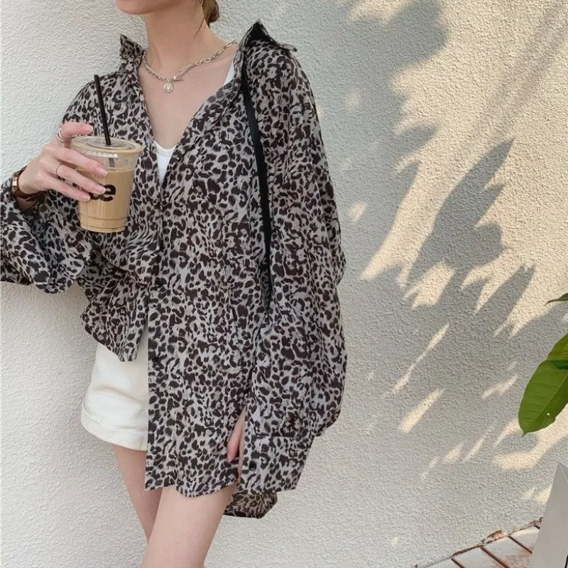 Leopard Sun-proof Shirts Women Long Sleeve Loose Chic Thin Spring Summer Tops Mid-length Minority Design Female Vintage Slouchy