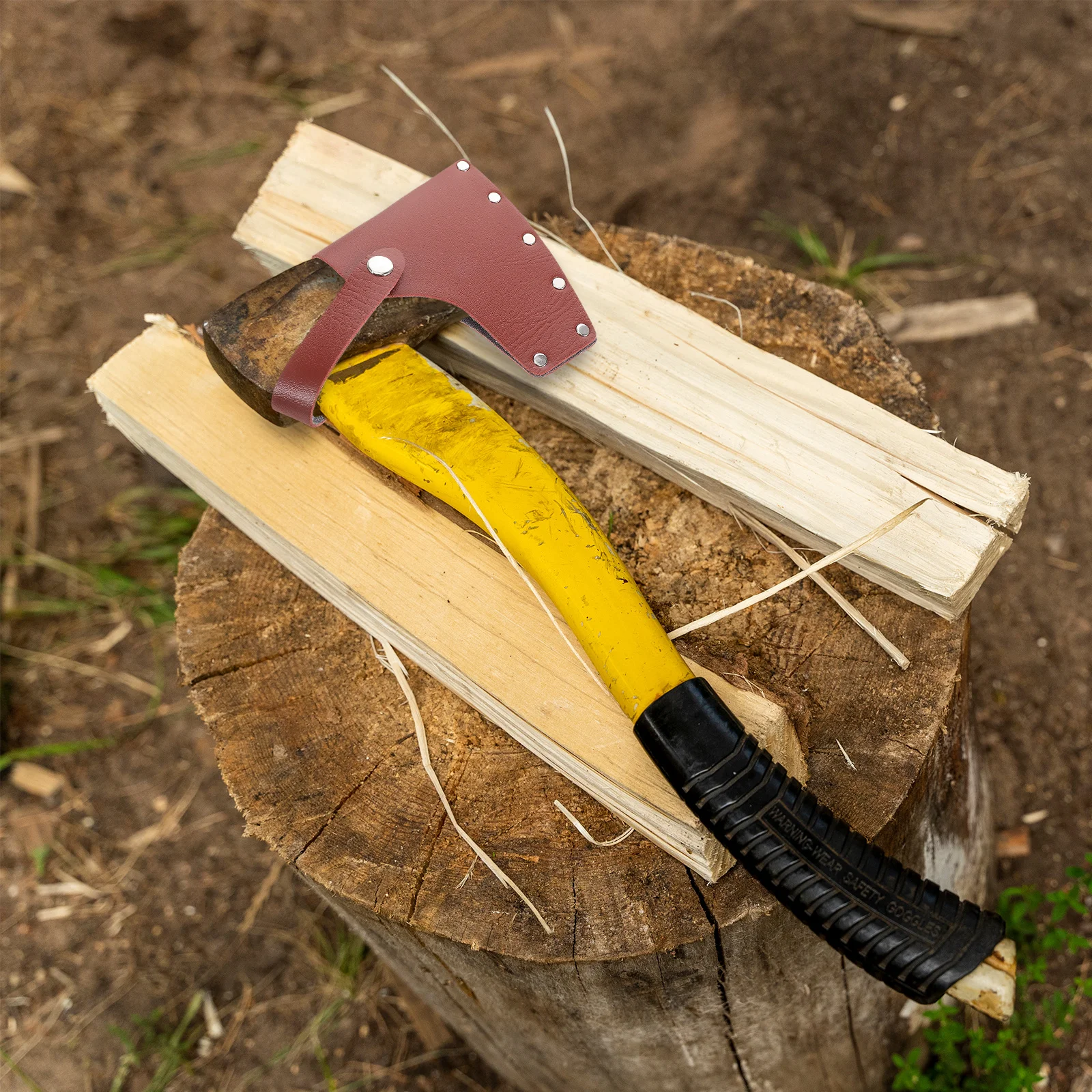 

Fake Axe Cover Heavy Duty Nylon Camping Axe Protector with Waist Hanging Design for Outdoor Work and Hiking Multi