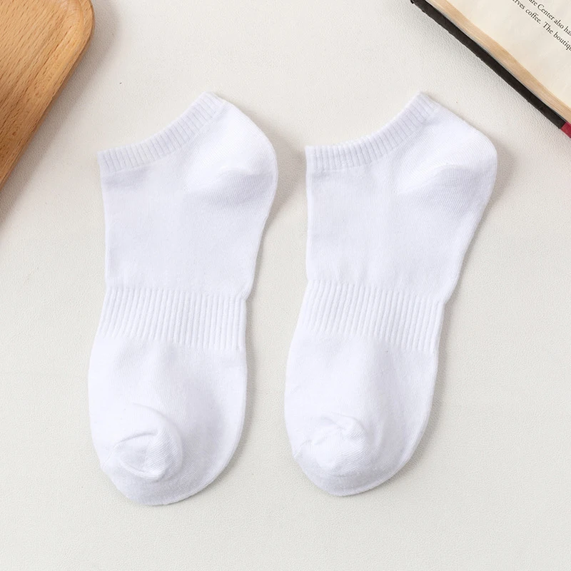 Summer New Fashion Solid Color Casual College Style Sports Socks For Women