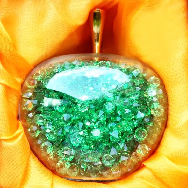 Farben Kristall Apfel Brief be – Paper Weight Crystal Bewertung und Preis