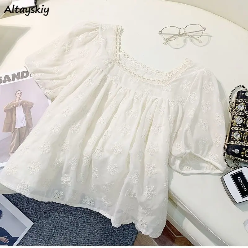 Bluzka damska letnia Casual jednolity haft Retro Ins Design luźna urocza na wszystkie mecze Streetwear prosta biurowa, damska Ulzzang Soft