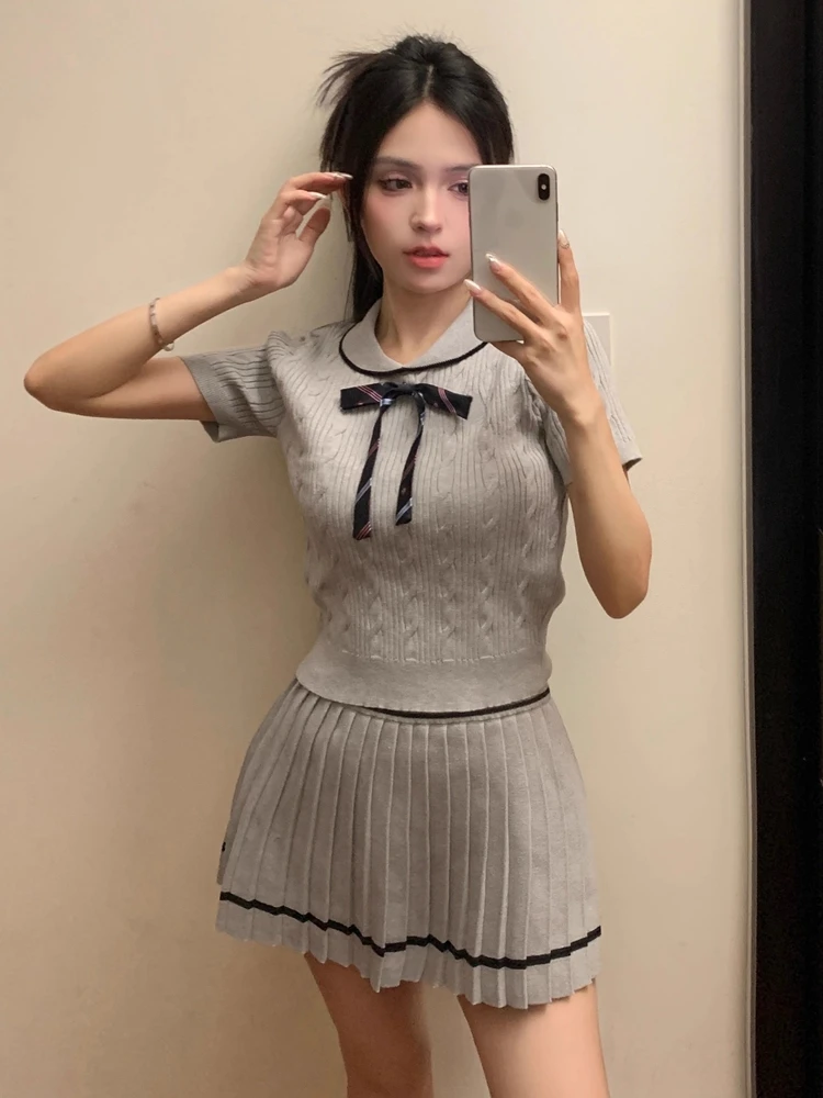 High Quality Korean Sweet Knitted Two Piece Set Women Sweater Pullover Tops + Pleated Skirts Sets Fashion Casual 2 Piece Suits