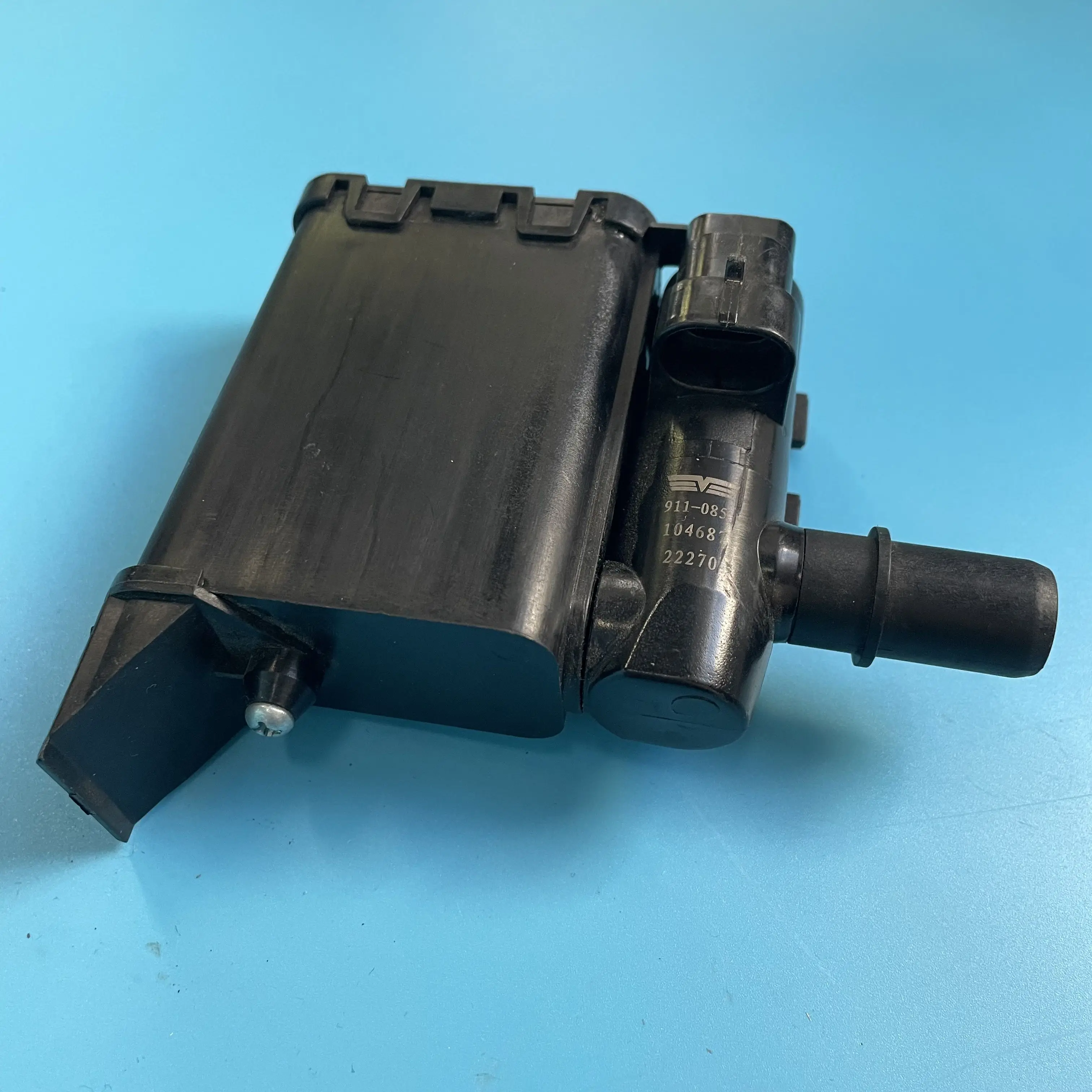 

Hanfude Brand Solenoid Valves OEM 25669529 for Cadillac DeVille 1999-98, Cadillac Eldorado 2002-98