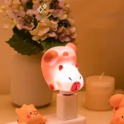 Lámpara de protección ocular Linda Capybara USB Luz nocturna de dibujos animados conveniente voz inteligente luz nocturna plástico marrón enchufe USB Lámpara de dormitorio