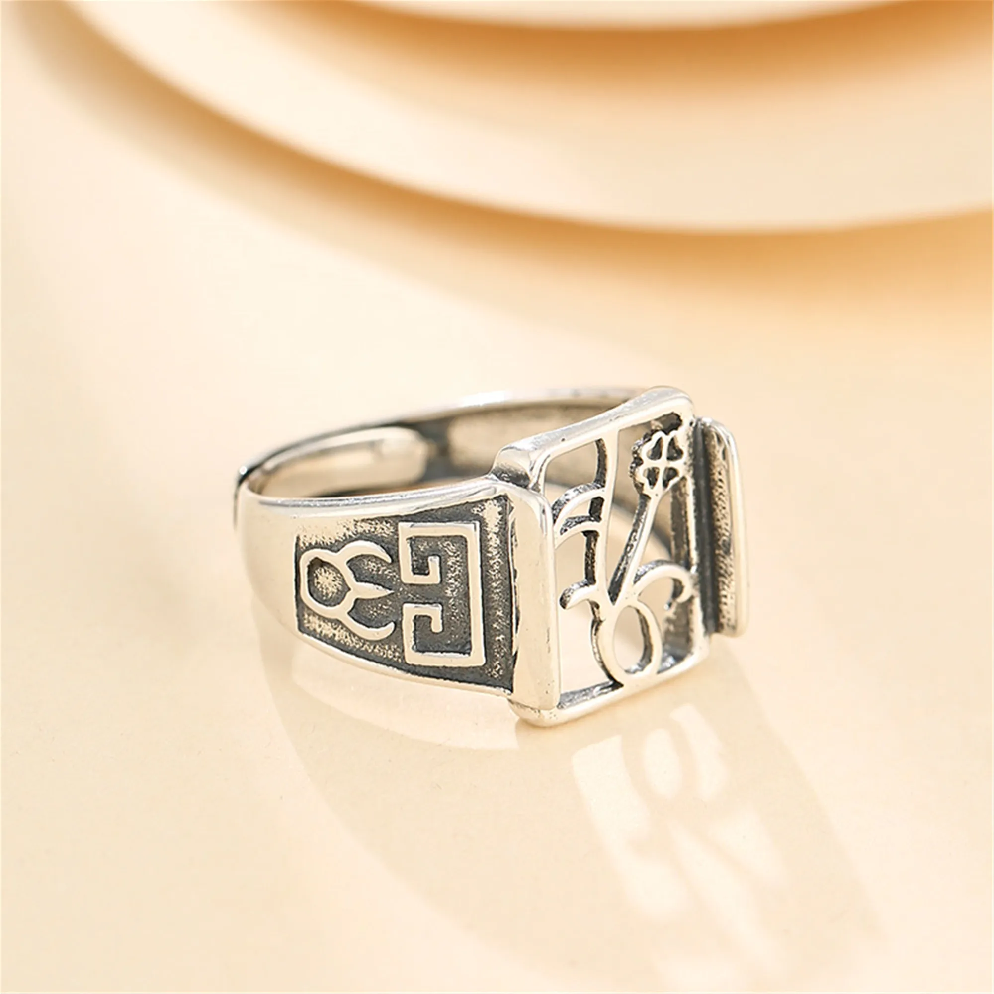 

Ring Setting for 10x13mm Rectangle Cabochons Ring Blank Thai Sterling Silver Adjustable Ring Base SR0500