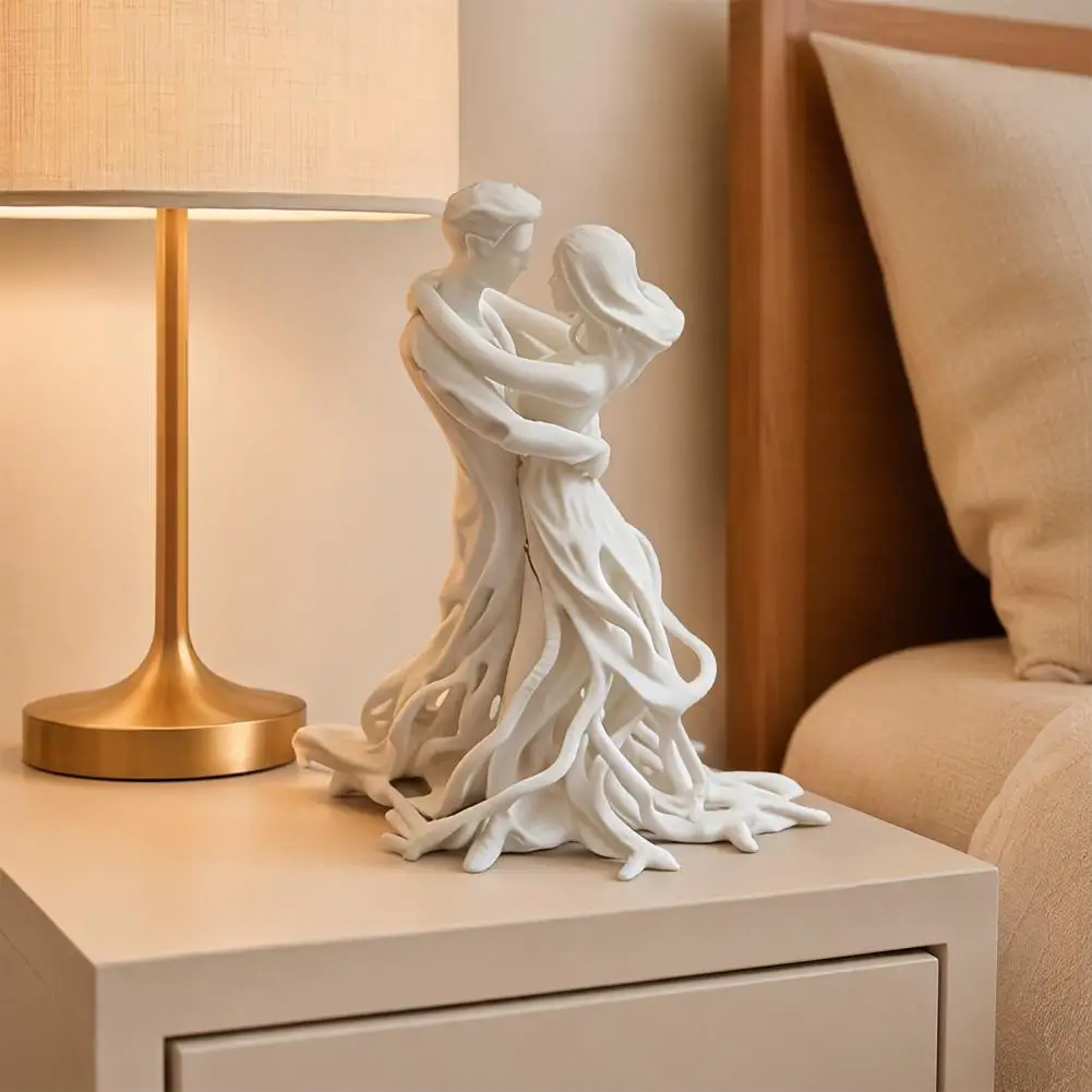 Wedding Gift Keepsake 3d Printed Couple Statue Embrace Sculpture Nordic Hollow Design Decor for Wedding Anniversary Gift Black