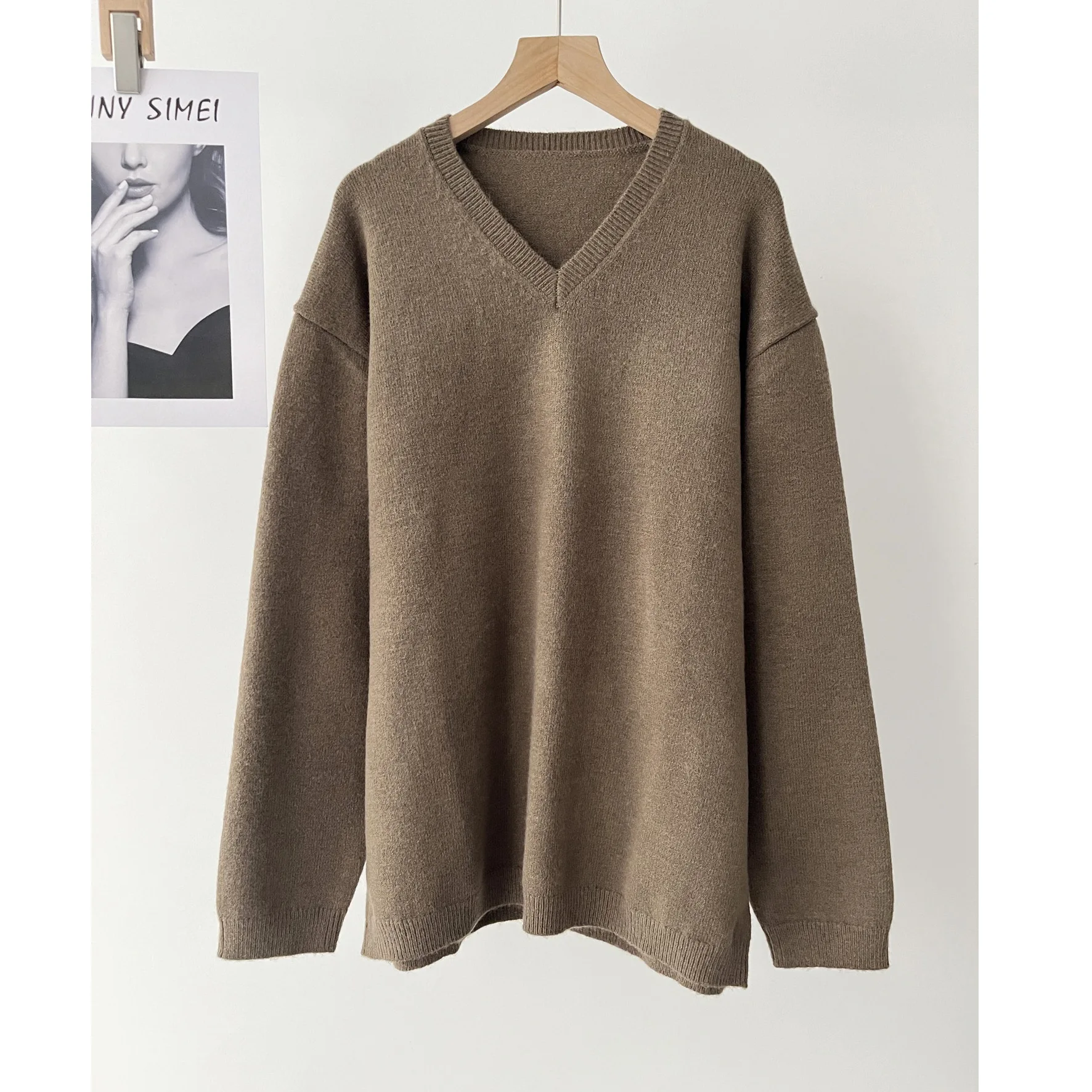 

Женский повседневный свободный свитер с v-образным вырезом для ленивого ветра и длинными рукавами, вязаный свитер на осень и зиму 16a-1809