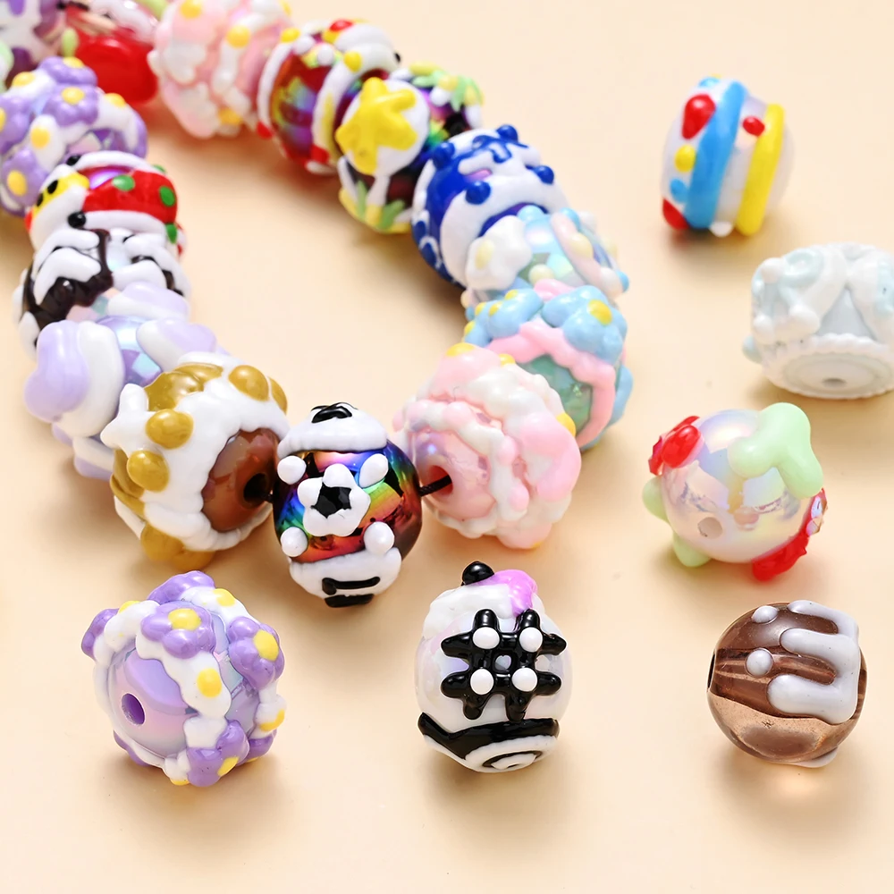 10-30 Stück 15-29mm Niedliche Acrylperlen Gemischte Mehrfarbige 3D-Muster Lose Abstandsperlen für DIY Armband Halskette Schmuckzubehör – Detail 4