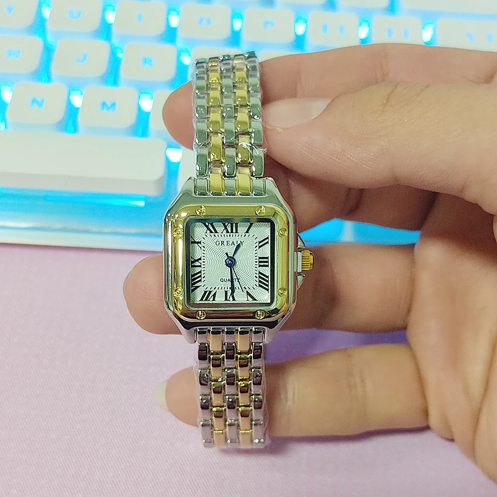 ساعات يد نسائية مربعة أنيقة من MAYZHISU بحزام من سبائك الذهب ساعات يد كوارتز فاخرة للسيدات ذات صفات ساعة بمقياس روماني للسيدات