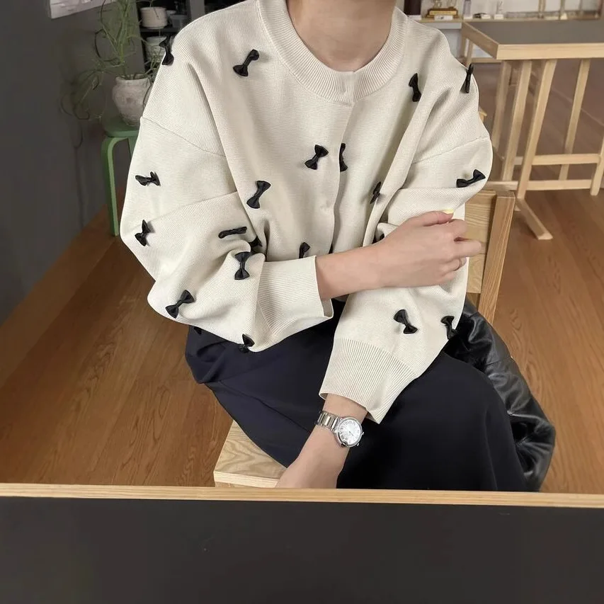 

Женский новый модный милый утягивающий вязаный кардиган в стиле ретро, элегантный французский кардиган с бантом, уменьшающий возраст, свободная короткая верхняя одежда с круглым вырезом