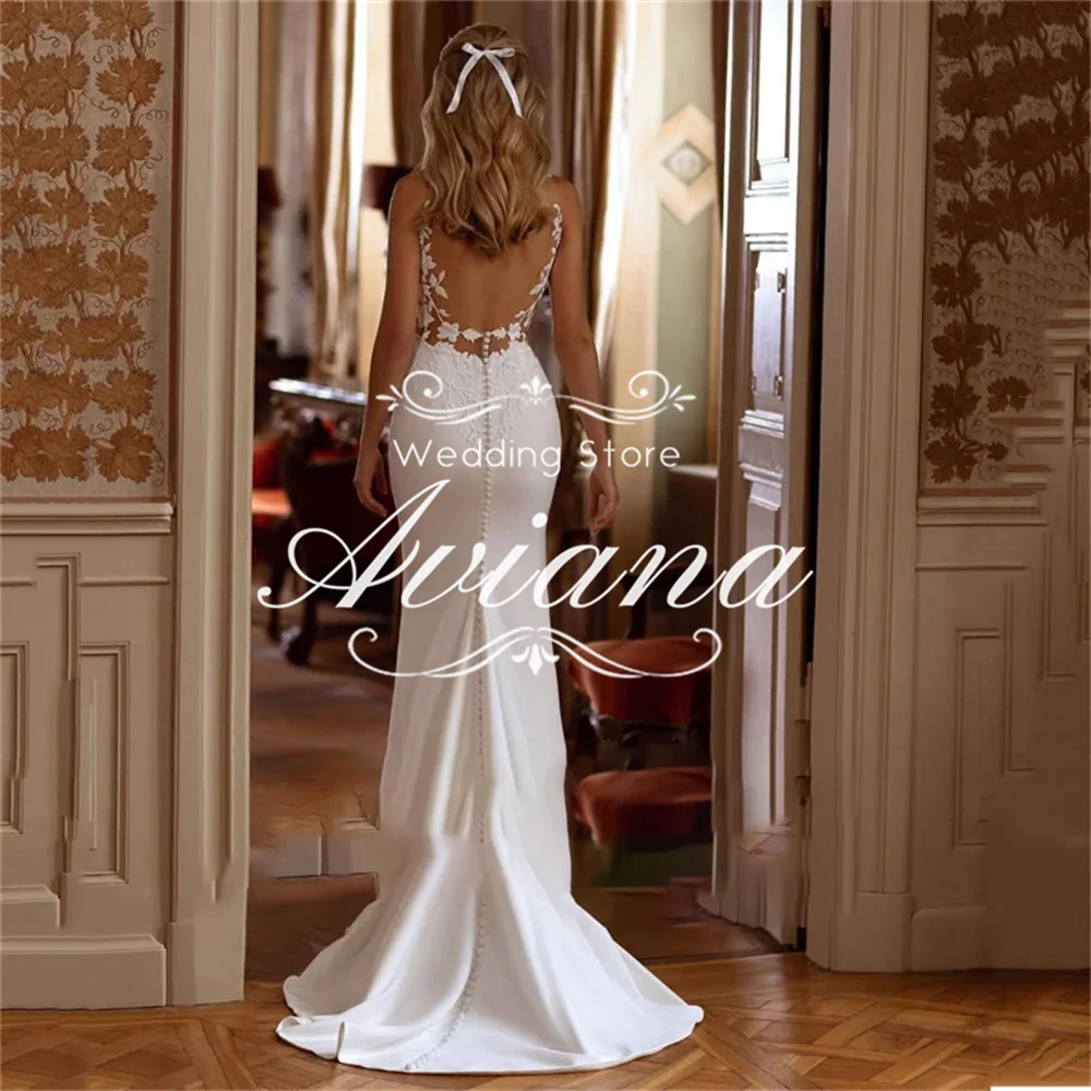 

Aviana Customized Sleeveless Deep V-Neck Lace Appliques Mermaid Wedding Dress Buttons Backless Elegant Formal Princess Style