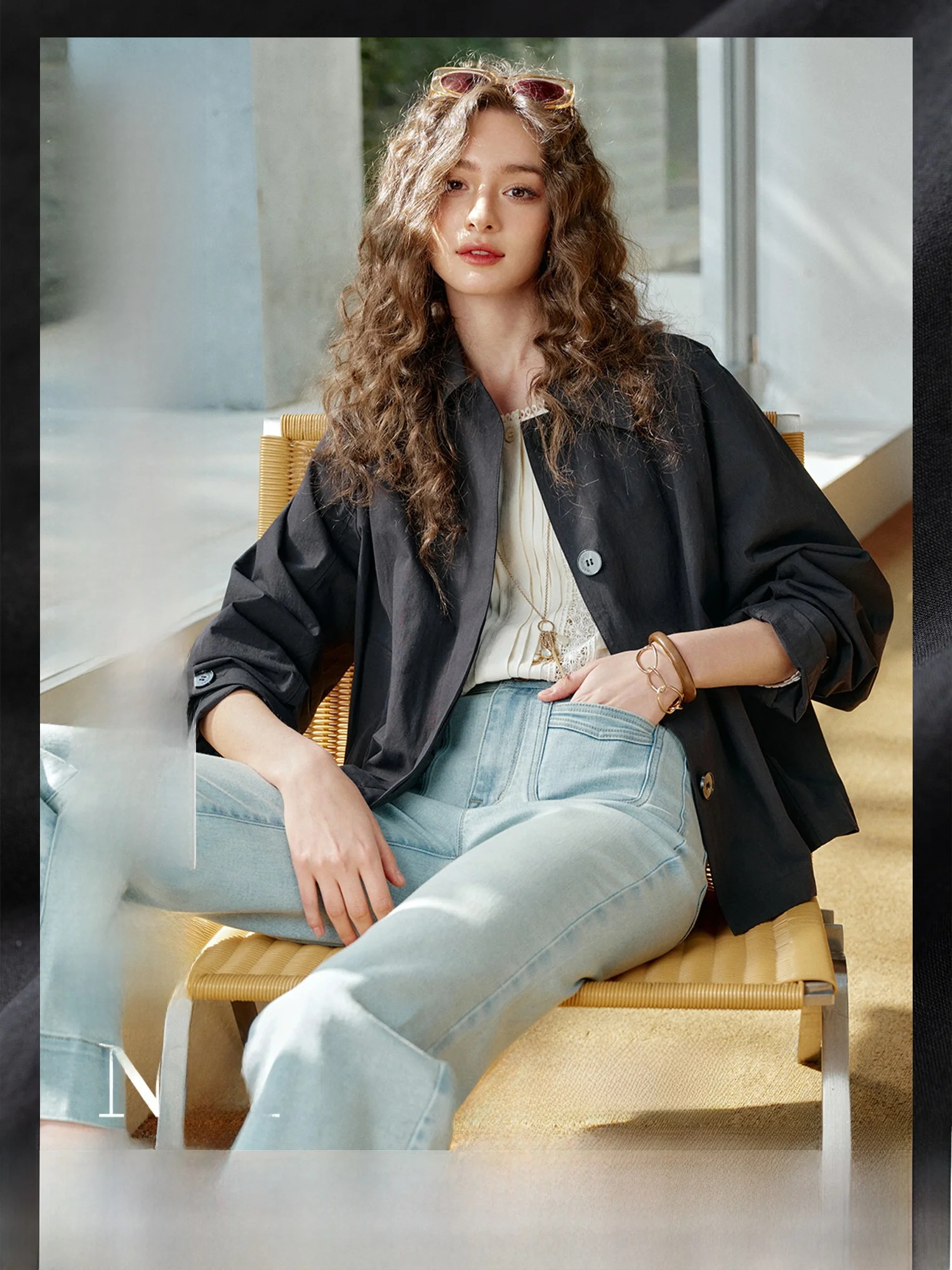 

Classic Cotton 100% Skinfriendly Windbreaker Micro Wrinkle Texture Commute Style Long Sleeve mid Length Single Button Coat