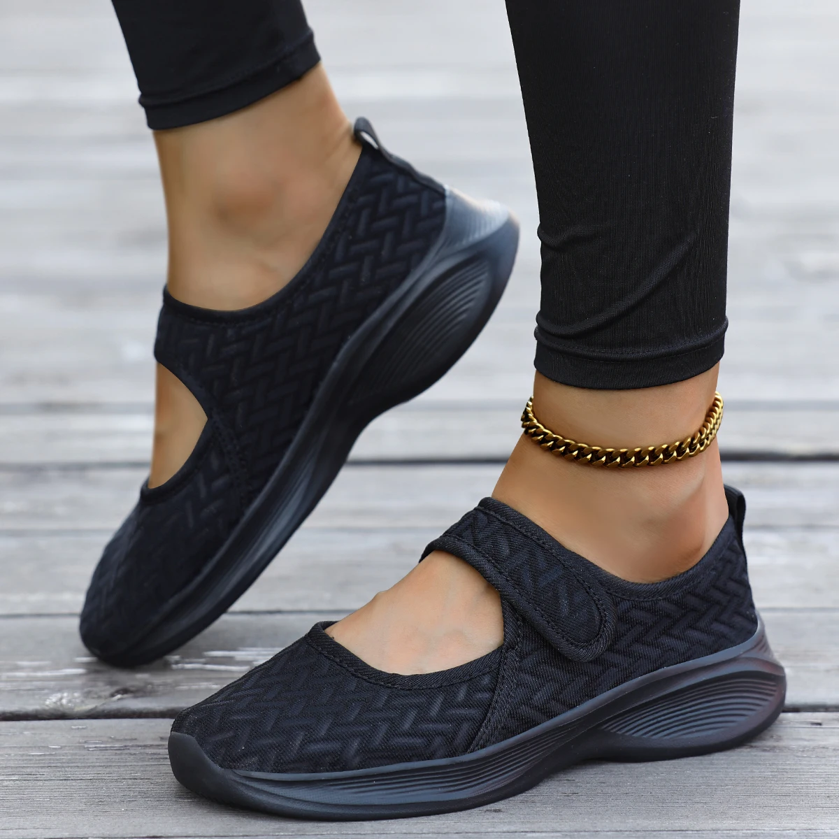 Sommerliche Damenschuhe, atmungsaktive Freizeitschuhe, Slip-On-Mesh-Schuhe, flache Schuhe, lockere und leichte Arbeitsschuhe, verstellbare Outdoor-Wanderschuhe, flache Schuhe, Mesh-Schuhe, große, atmungsaktive Reiseschuhe mit hohem Netzgewebe, die zu jeder Jahreszeit getragen werden können. – Detail 2