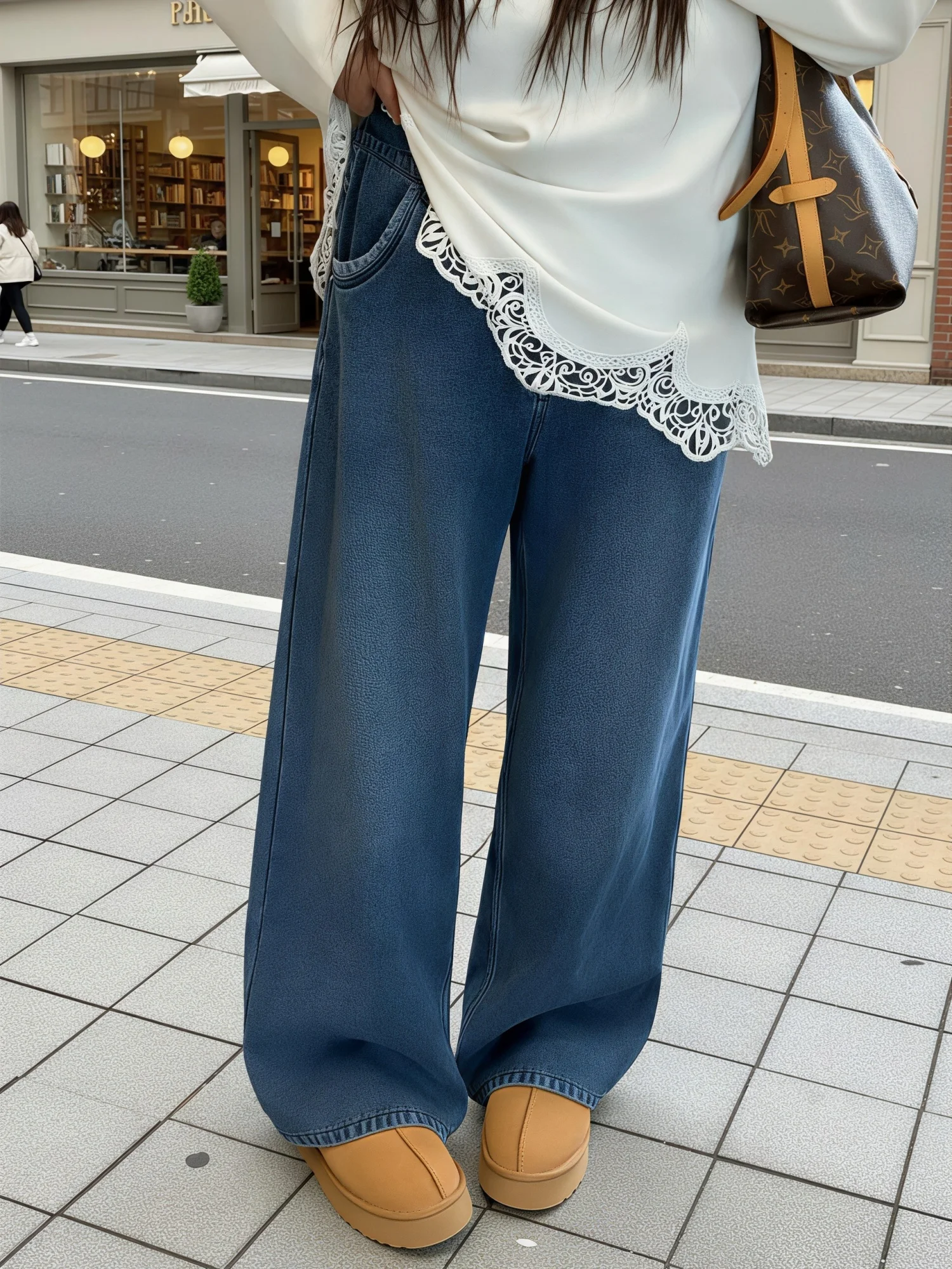 

Женские джинсы больших размеров с флисовой подкладкой, широкие, свободного кроя, скрывающие недостатки фигуры, в стиле ретро, с высокой талией, из смесового хлопка, осенне-зимние