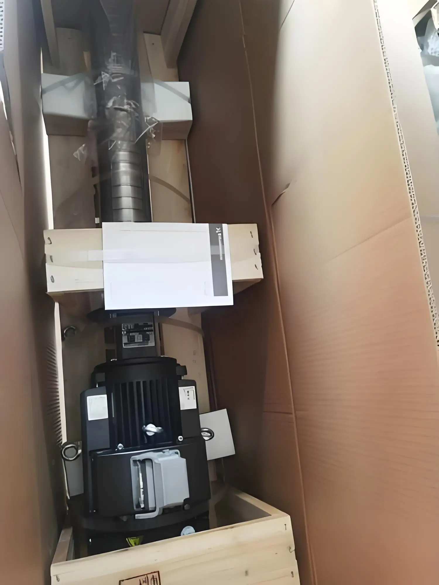 

MTH2 4 8-30 40 50 60 Погружной многоступенчатый центробежный насос MTH2-6/6 MTH4-4/4