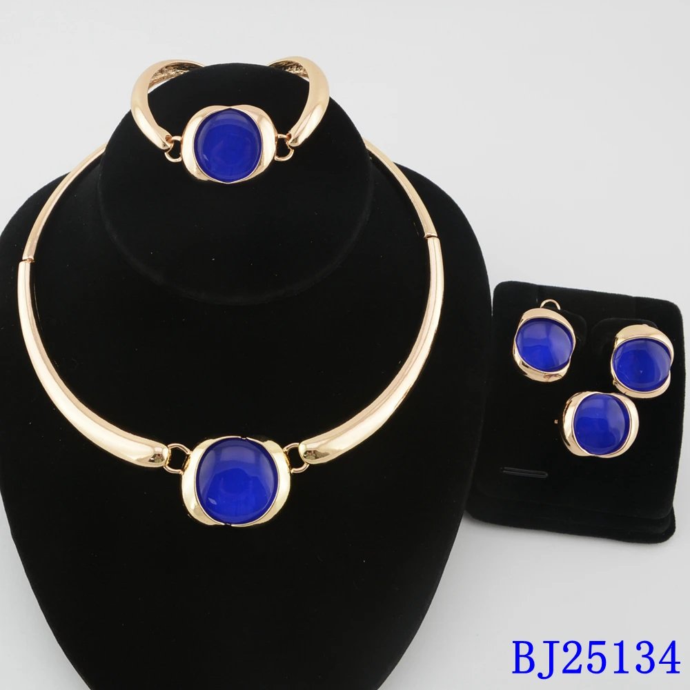 2026 New African Fashion Gold Plated 4pcs Jewelry Set Women Bridal Wedding Necklace Earrings Ring