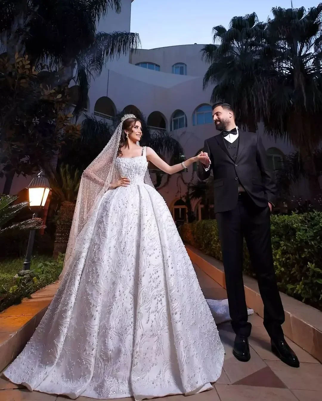 

Flavinke бальное платье по индивидуальному заказу, свадебные платья 2025 года, без рукавов, с v-образным вырезом и блестками, кружевные аппликации, бусы, свадебные платья, платья de novia