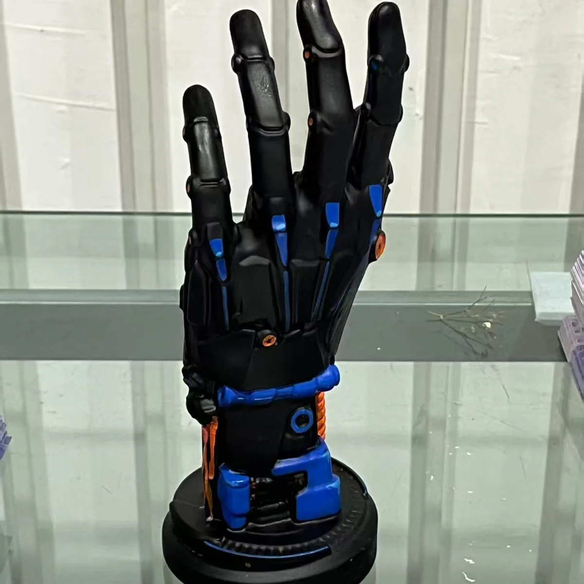 

3D Cyberpunk Mechanical Hand Pendant New Trendy Play Arm High Quality Pendant Hand String Desktop
