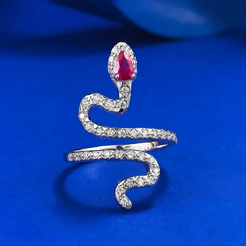 New S925 Silver Spirit Snake Ring Set with 3 * 5mm Pigeon Blood Red Little Water Drop Ring